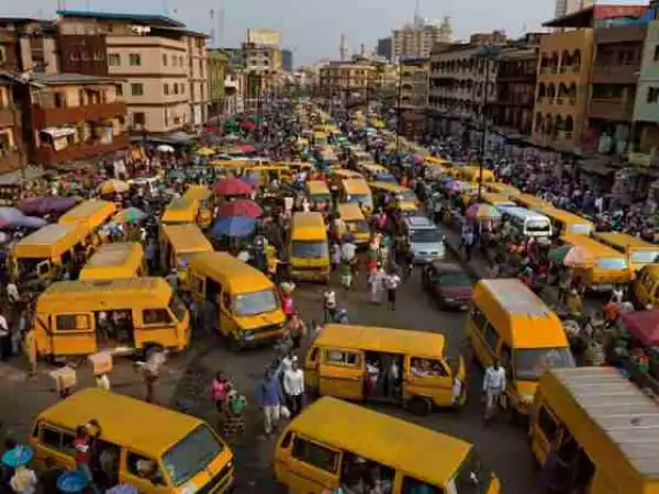 Lagos Begins Cleanup Of Illegal Motor Parks Under Bridges